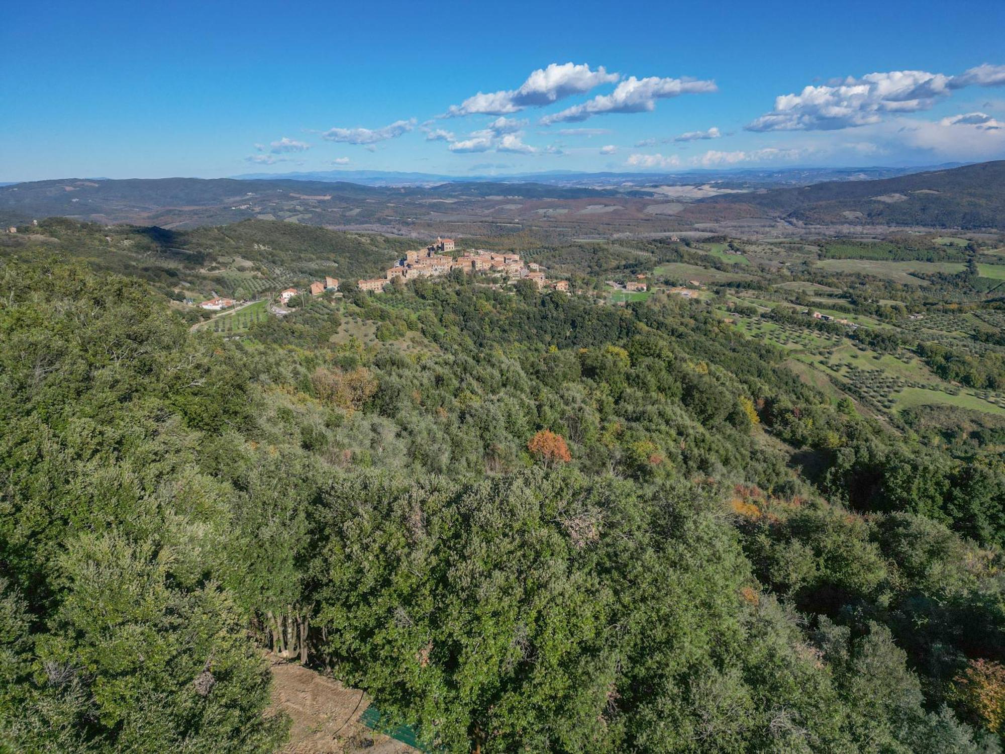 Agriturismo Antico Borgo Montacuto Pari Eksteriør bilde